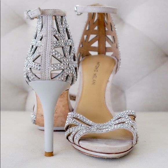 Antonio Melani Rhinestone Heels Size 9 Bridal Shoes - Picture 1 of 6